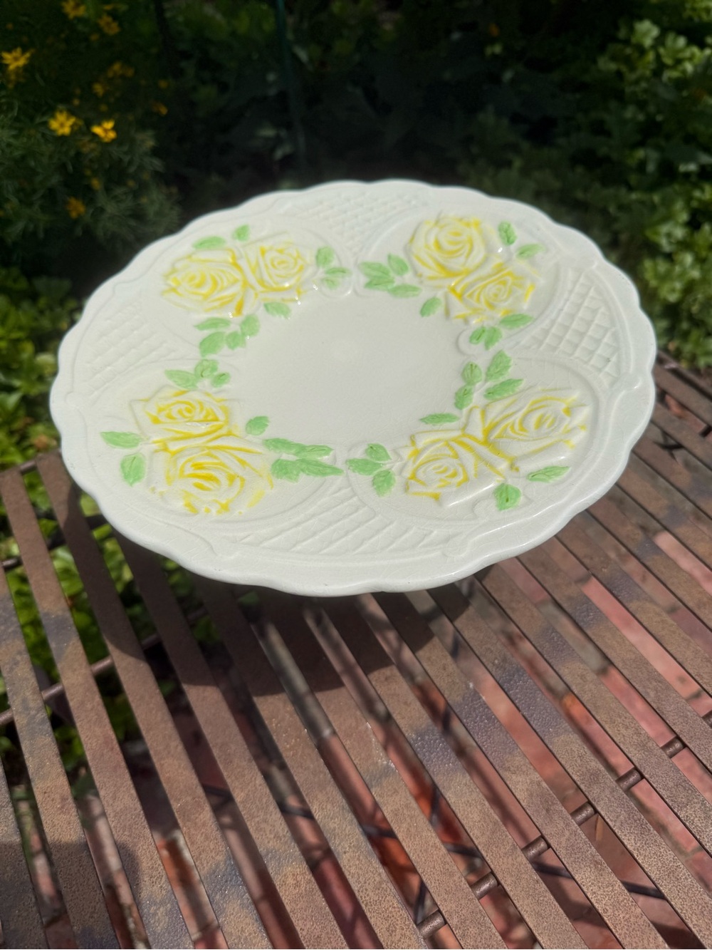 Vintage Yellow Rose Ceramic Cake Stand - White & Yellow Floral